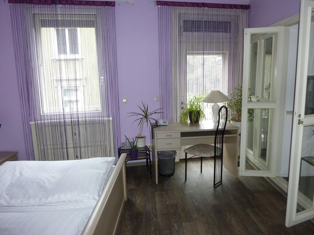 Achathotel Zum Schwan Idar-Oberstein Zimmer foto