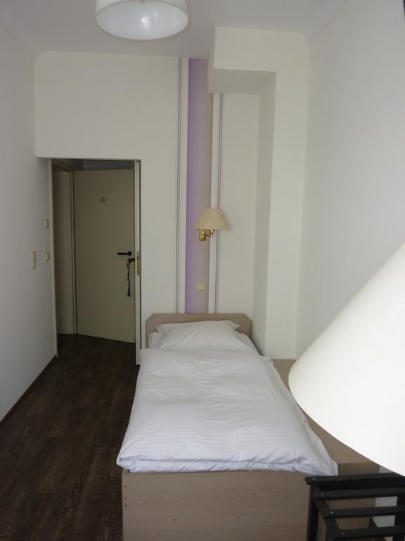 Achathotel Zum Schwan Idar-Oberstein Zimmer foto